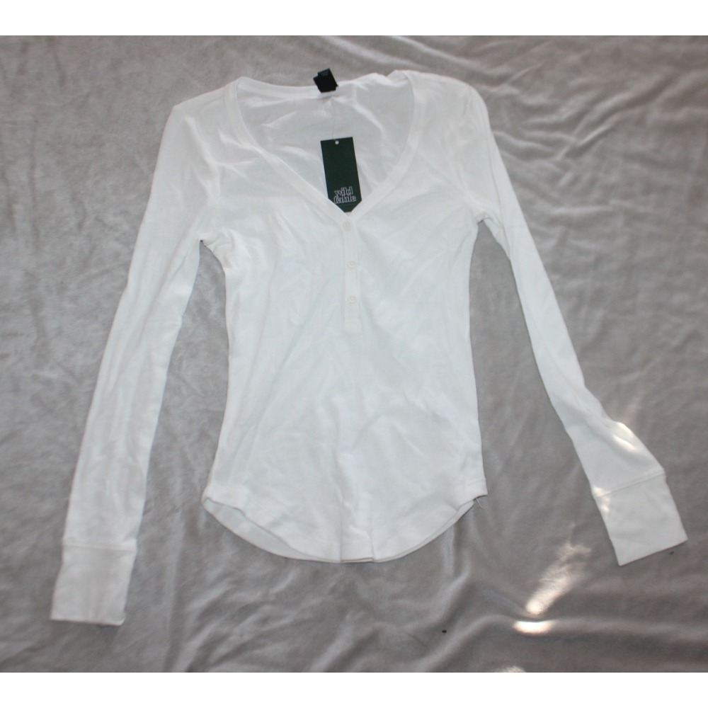 Wild Fable Henley Tee Shirt Women's XS Cream Long Sleeve Ribbed Cute Comfort